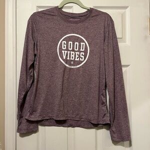 Life is Good active long sleeve shirt small